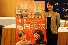 外国人記者の質問に答えた横浜聡子監督「俳優 亀岡拓次」