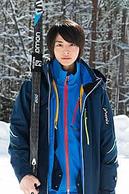 スキー選手役を演じる高杉真宙