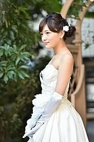 ウエディングドレス姿の川口春奈「家族のかたち」