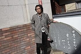 石碑に仰天した行定勲監督「春の雪」