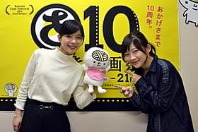 舞台挨拶を盛り上げた伊藤沙莉と芳根京子「幕が上がる」