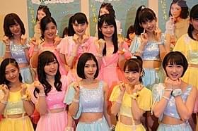 「モーニング娘。'16」とともにステージで パフォーマンスを披露した松岡茉優