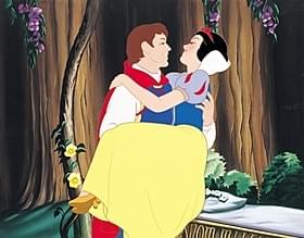 「白雪姫」の妹ローズ・レッドの物語を実写映画化「白雪姫」