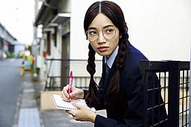 情報収集に長け、計画マニアな女子高生カオリ「ヒーローマニア 生活」