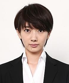 刑事役に挑んだ波瑠