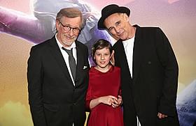 「BFG」USプレミアに出席したスピルバーグ監督、 ルビー・バーンヒル、マーク・ライランス「BFG ビッグ・フレンドリー・ジャイアント」