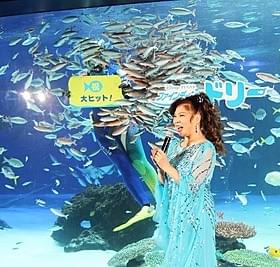 水槽の魚もヒットをお祝い!「ファインディング・ドリー」