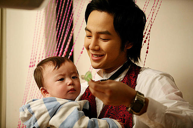 韓国映画 赤ちゃんと僕 （2008年） | Asian Film Foundation 聖なる館 ...