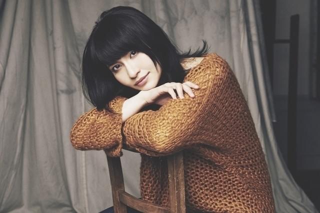 中島愛の復帰第1弾シングル「ワタシノセカイ」ジャケット写真