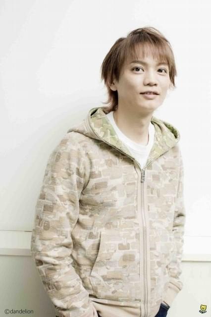 ダイヤのA　直筆サイン　カレンダー　当選　逢坂良太 浅沼晋太郎　オーイシマサヨシ ダイヤのA 直筆サイン カレンダー 逢坂良太 浅沼晋太郎 OxTオー