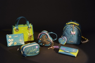 徐倫をイメージしたバッグ、財布など全17アイテムを発売