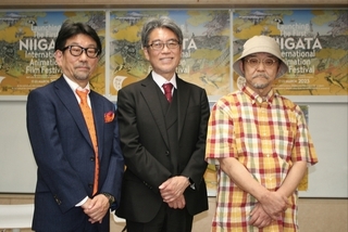 （左から）真木太郎氏、井上伸一郎氏、押井守監督