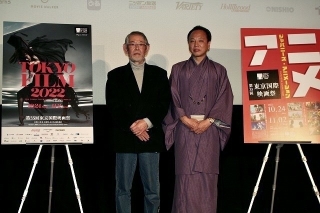 「ウルトラセブン」撮影の鈴木清氏（左）と特撮研究家の白石雅彦氏