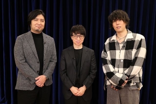 陣内一真（左）、新海誠監督（中央）、野田洋次郎（右）