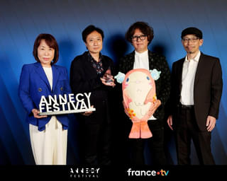 写真左から田中栄子（プロデューサー）、青木康浩監督、小島大和（キャラクターデザイン）、古屋勝悟（演出）
