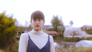 揺れ動く気持ちの変化を大事に――小西桜子、ヒロイン役への思い 「はざまに生きる、春」新場面写真