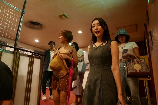 AV女優5人が主演「ブルーポルノ」 桜井あゆはアル・パチーノ似のカブトムシを偏愛「相手がカブトムシでよかった」 - 画像74