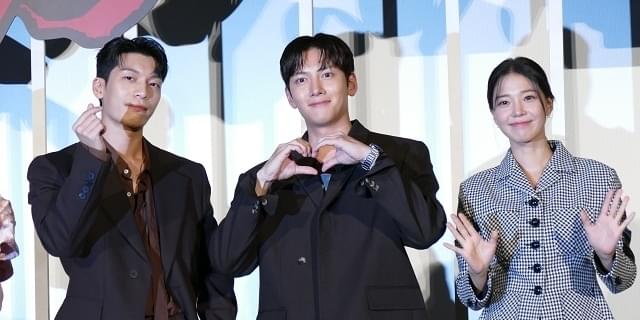 【激レア】チ・チャンウク　ウィ・ハジュン　イム・セミ　最悪の悪　非売品　グッズ チ・チャンウク、ウィ・ハジュン、イム・セミ「最悪の悪」PRイベントで