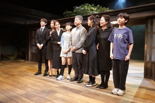 韓国で「海街diary」舞台化 是枝裕和監督「とても面白く感動しました」