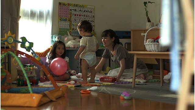 大阪2児放置死事件を基にした映画「子宮に沈める」 児童虐待防止推進月間にあわせてリバイバル上映 - 画像2