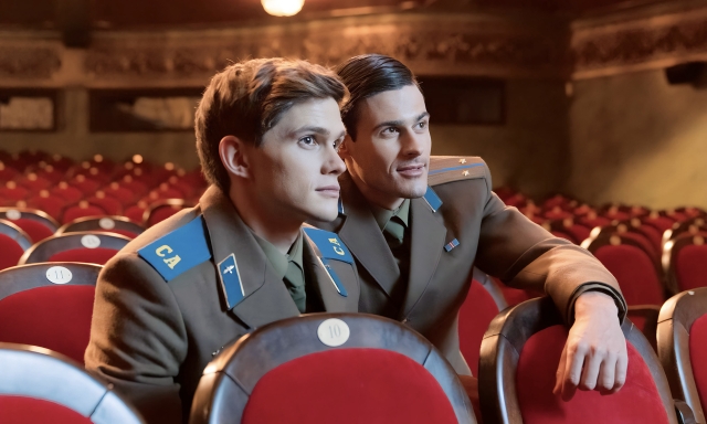 エストニアで同性婚を認めさせる原動力となった映画「Firebird」予告 エリート将校と二等兵の愛を描く - 画像2