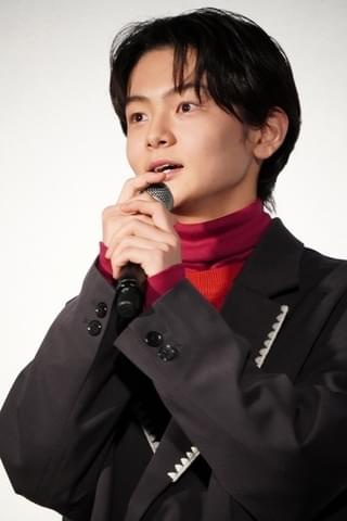 綾野剛、「カラオケ行こ！」は「たおやかでやさしい映画」 齋藤潤の成長に思い馳せる