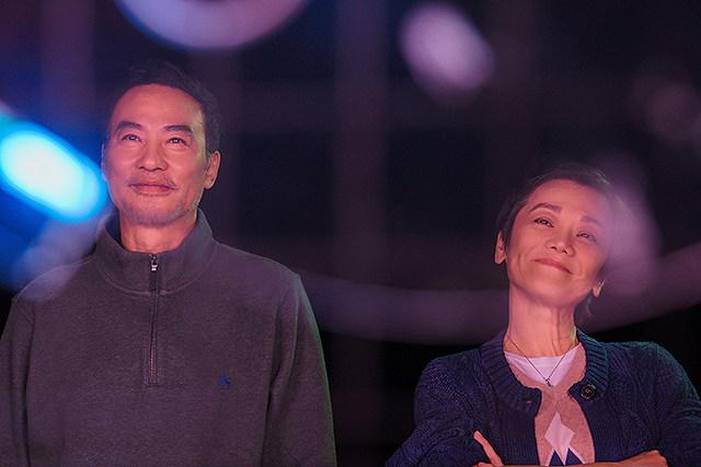 【「燈火（ネオン）は消えず」評論】“香港映画の灯を消さない”という願いと決意に彩られた名優コンビによる感動作