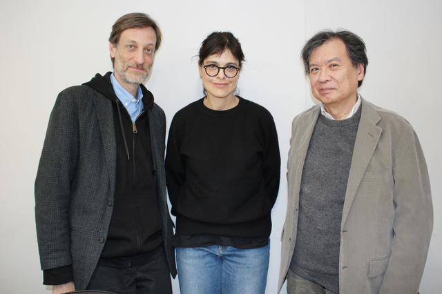 （左から）セバスチャン・ローデンバック、キアラ・マルタ、片渕須直
