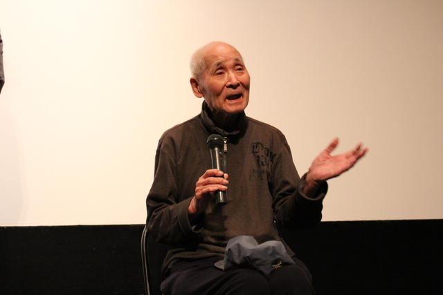 「94歳のゲイ」長谷忠さんが初めての東京で舞台挨拶「みんな長生きするんやで」 「薔薇族」伊藤文学編集長とも対面 - 画像1