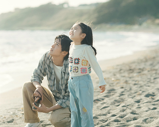 目黒蓮、月9初主演！ 「silent」チームが再集結し、親と子の物語を紡ぐ 「海のはじまり」7月放送