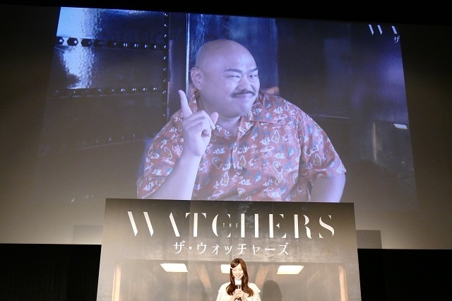 森香澄、初の映画PRイベント 控室に閉じ込められたクロちゃんを“監視（ウォッチ）” - 画像3