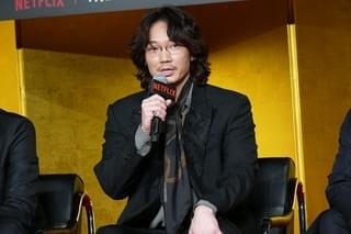 綾野剛、100億円の使い道は？ 実際の詐欺事件を描く「地面師たち」完成披露