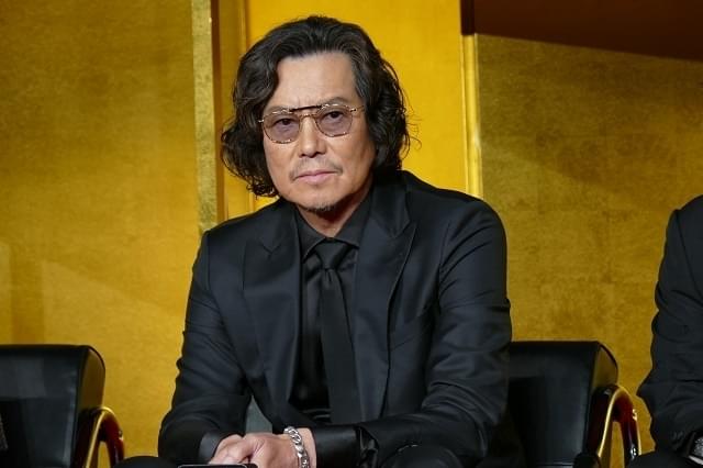 綾野剛、100億円の使い道は？ 実際の詐欺事件を描く「地面師たち」完成披露