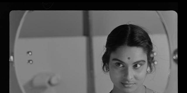 サタジット・レイ監督『チャルラータ』('64インド)未開封新品 廃盤」チャルラータ('64インド) サタジット・レイ作品 Blu-ray