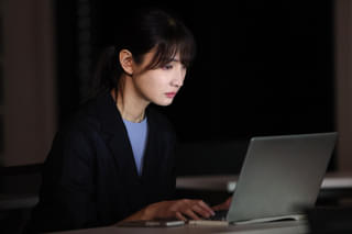 菜々緒「キャンドルスティック」で国際映画デビュー! “共感覚”をもつ女性が、AIを騙すミッションに挑む本編映像