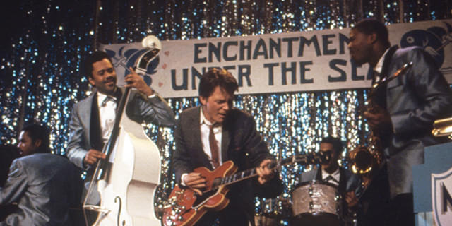 マーティのギターを探せ！「BTTF」公開40周年記念でギブソンが