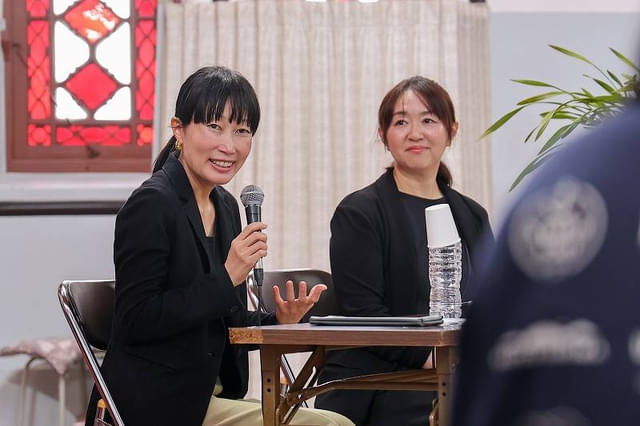 宮川絵里子(左)