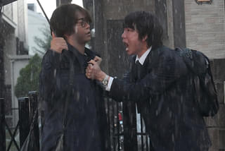 綾野剛×亀梨和也が14年ぶりの共演 嵐を呼び寄せた奇跡の10分間を振り返る「でっちあげ」インタビュー映像