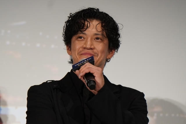 小栗旬