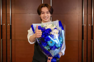 「人事の人見」松田元太がクランクアップ 鈴木保奈美からの言葉に目を潤ませる場面も