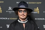 ジョニー・デップ、ハリウッドに干された当時を述懐「避けられ、見捨てられ、蹴られ、干され、キャンセルされた」