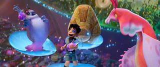 ピクサー最新作「星つなぎのエリオ」ひとりぼっちの少年エリオの冒険が始まる本編シーン公開 豪華声優陣が吹き替えを担当