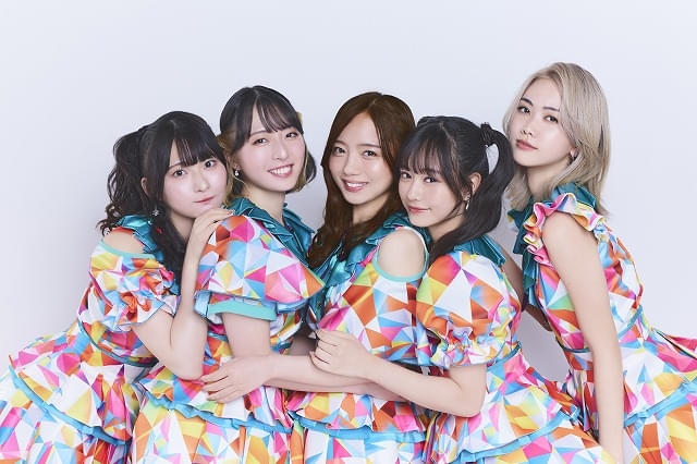 現役＆元アイドルや若手俳優で構成される劇中アイドルグループ「ハッピー☆ファンファーレ」