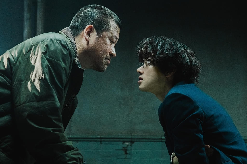 山田裕貴主演「爆弾」豪華キャスト陣の緊迫シーンを捉えた新場面写真が初公開