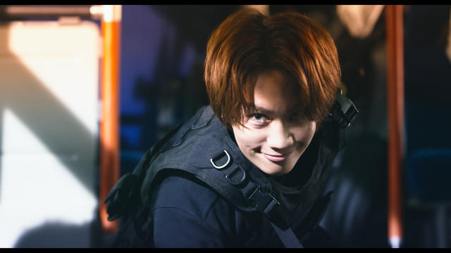 謎のSATを演じる藤原丈一郎