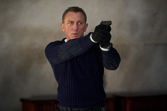 Amazon、「007」シリーズのポスターから銃を削除し炎上