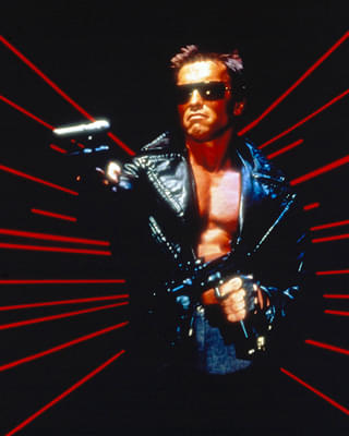 「ターミネーター」撮影監督死去、ジェームズ・キャメロン監督が追悼