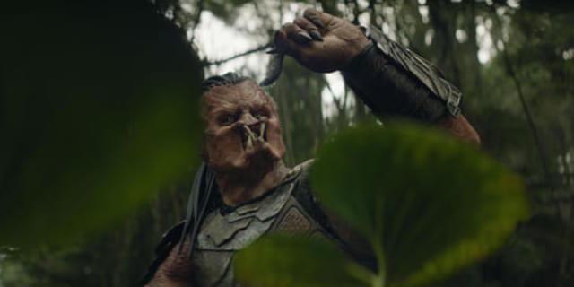 プレデター バッドランド」監督、若きプレデターを演じたディミトリアス・シュスター＝コローマタンギとの運命の出会いを語る : 映画ニュース -  映画.com