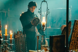 激しい情念渦巻く名作ドラマ「モンテ・クリスト伯」インタビュー 主演ピエール・ニネが考える“復讐と正義”