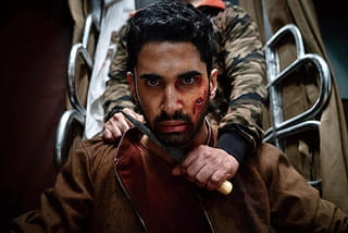 「KILL 超覚醒」あらすじ・概要・評論まとめ ～まさに鬼神。極限空間でのノンストップ・バトルが観客の度肝を抜く！～【おすすめの注目映画】